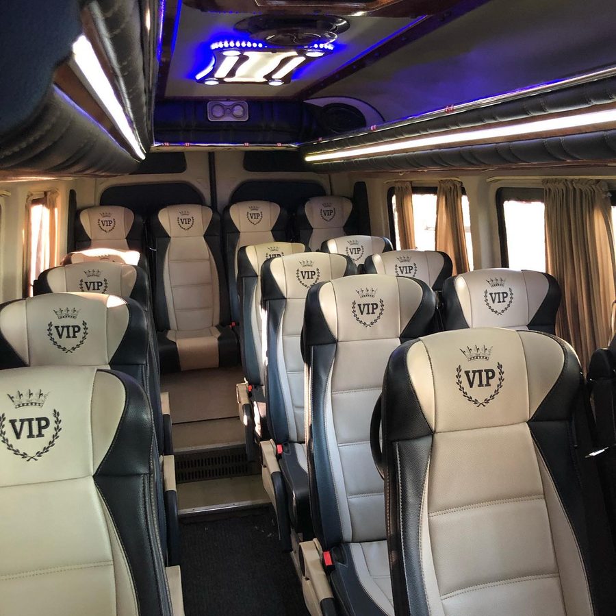 VIP-салон автобуса STARS TRANS з підсвіткою